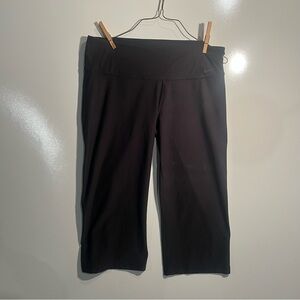 Nike Dri FIT Womens Black Cropped Leggings Capri Pants Size M